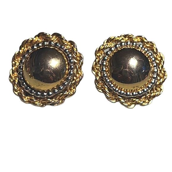 Vintage 1970s Gold Circle Clip On Earrings With Rope Trim - Picture 4 of 5